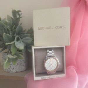 Michael Kors Darci MK3190 Wrist Watch for Women